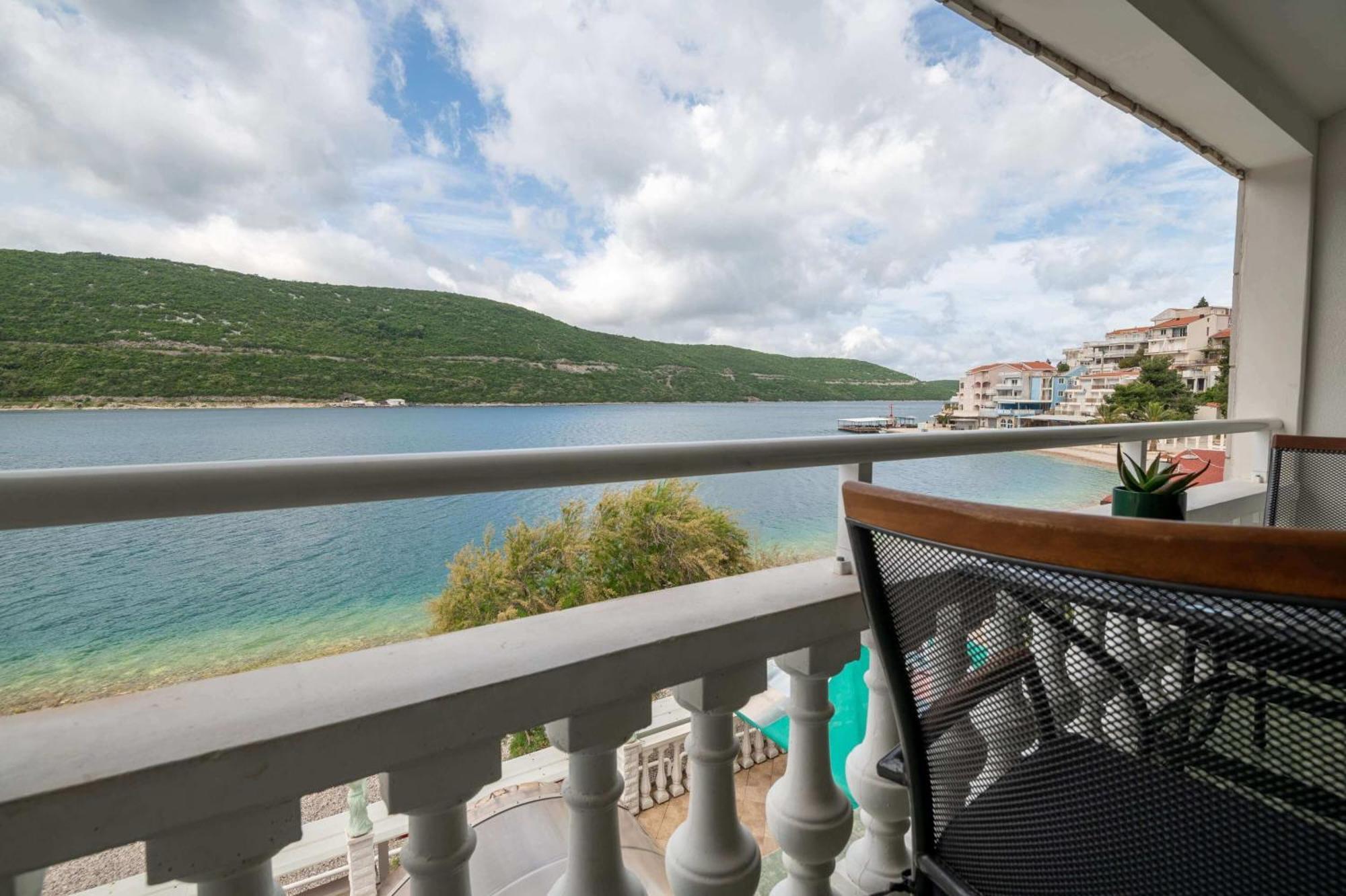 Apartments Sentic Neum Bagian luar foto